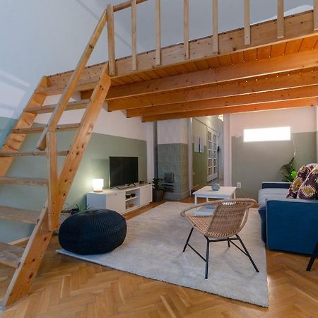 Cosy Apartment In Central District. Budapest Luaran gambar